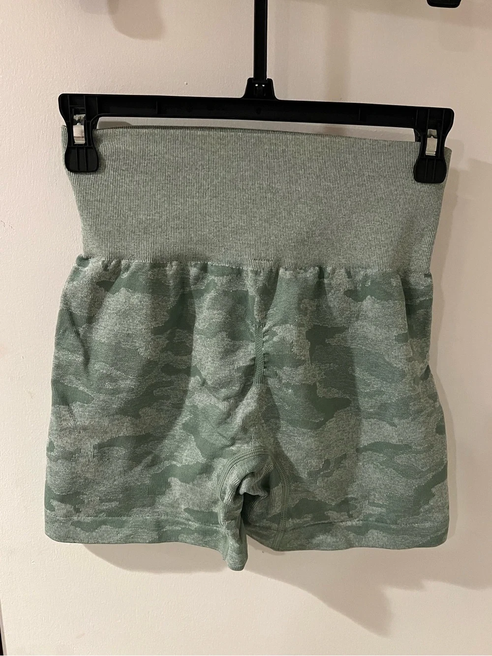 Green Camo Seamless Shorts